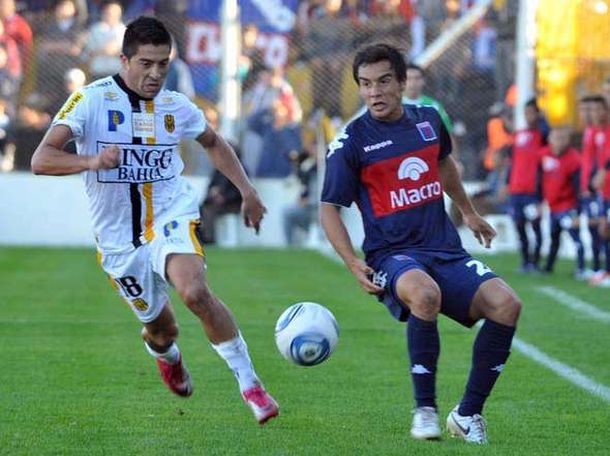 Olimpo-Tigre: un 0 a 0 que aburrió a todos en Bahía Blanca