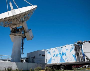 El Gobierno le quitó al ARSAT y al ENACOM 100 MHz de espectro