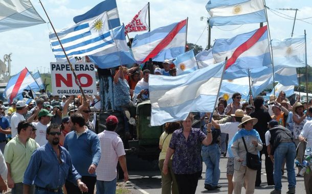 Botnia: asambleístas de Gualguaychú piden reunión con Cristina