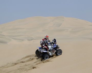 Ya se corre la primera etapa del Dakar en el desierto de Atacama