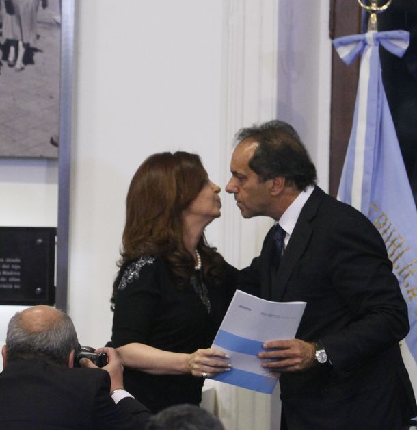 Cristina y Scioli otra vez juntos tras el acuerdo por los fondos
