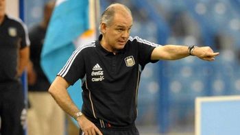 sabella convoco a los jugadores del futbol local sabella convoco a los jugadores del futbol local