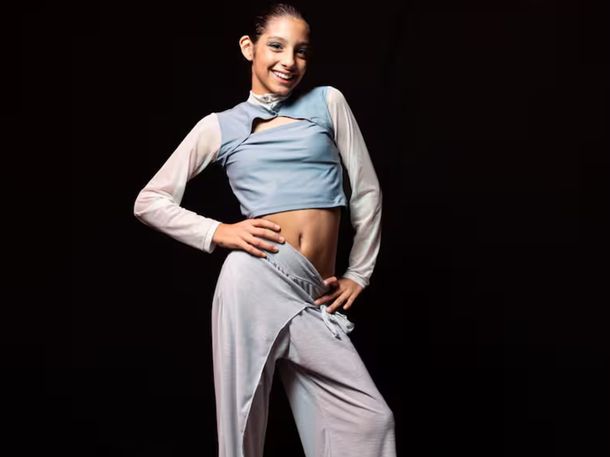 Lara Ghione toma clases de baile, canto y actuación. Lara Ghione toma clases de baile, canto y actuación.