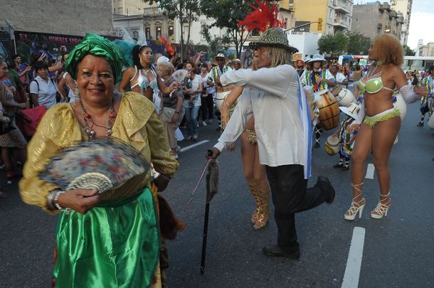 La Ciudad reduce los corsos de Carnaval en pos de que haya menos cortes de calle