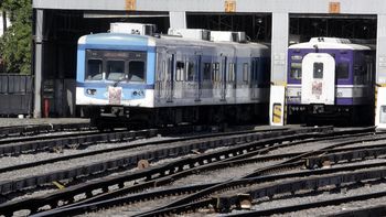 un paro sorpresivo de trenes paraliza la linea sarmiento un paro sorpresivo de trenes paraliza la linea sarmiento
