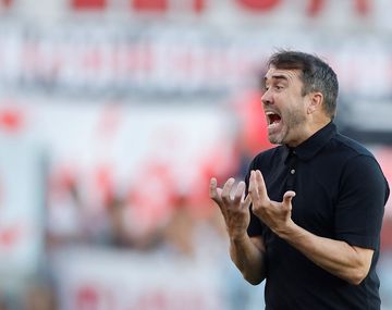 La decisión de Coudet con el plantel de River tras la caída en el Superclásico