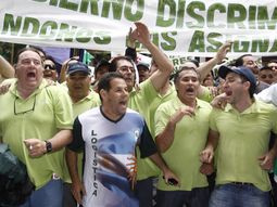 Camioneros amenaza con un paro nacional