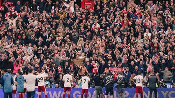 arsenal acaricia la gloria y va por la premier league: asi se jugara la fecha 37 arsenal acaricia la gloria y va por la premier league: asi se jugara la fecha 37