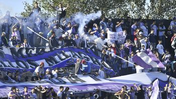 Hinchada de Sacachispas Hinchada de Sacachispas