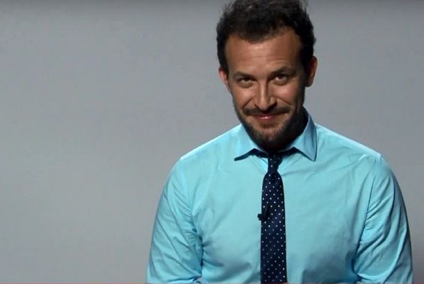 Las vacaciones del Macri candidato y los productos esenciales en el clip de Bercovich para Brotes verdes