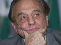 Carlos Heller Carlos Heller