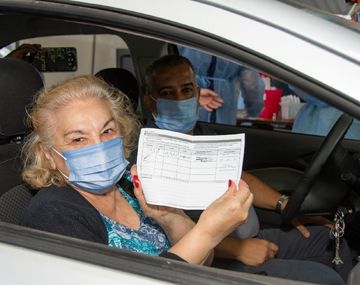 Comienzan a vacunar en farmacias: cómo sacar turno