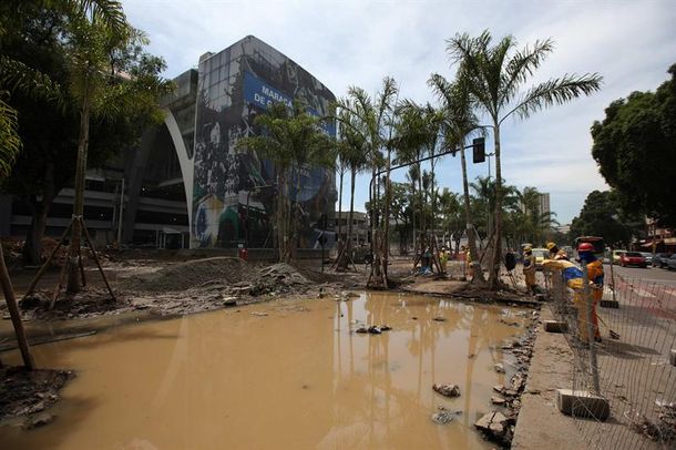 Un temporal sacudió al Maracaná y atrasó aún más las obras