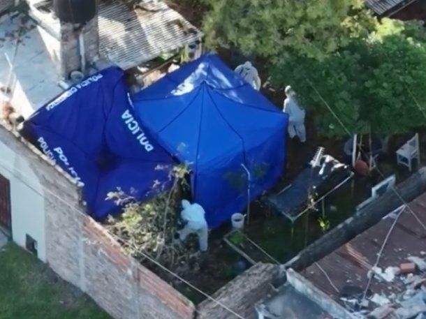 Son tres los cuerpos hallados en la casa allanada por la desaparición de las chicas de Ciudad Evita