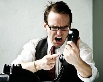 La respuesta de un usuario a telemarketer
