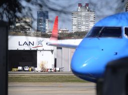 ratifican cautelar que habilita a lan seguir usando el hangar en aeroparque metropolitano ratifican cautelar que habilita a lan seguir usando el hangar en aeroparque metropolitano