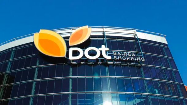 Un hombre murió al caer del segundo piso del Dot Baires Shopping