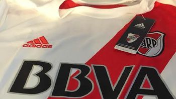 fiebre superclasica: minutouno.com te regala otra camiseta de river fiebre superclasica: minutouno.com te regala otra camiseta de river