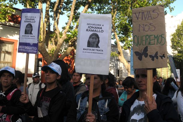 Cuatro meses sin Johana: masiva marcha por la desaparición de la joven