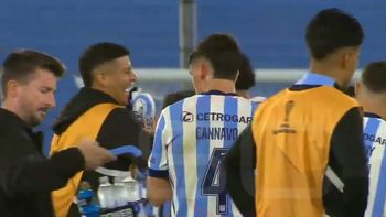 el gesto de marcos rojo que no gusto en racing tras la derrota con botafogo el gesto de marcos rojo que no gusto en racing tras la derrota con botafogo