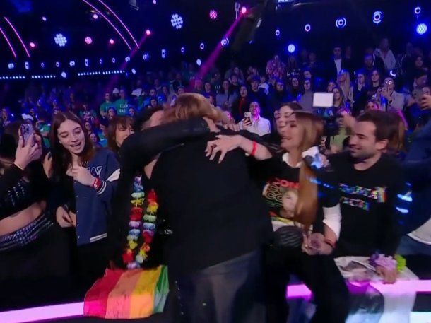 El emotivo reencuentro de Emma con su madre: fue por primera vez a una gala