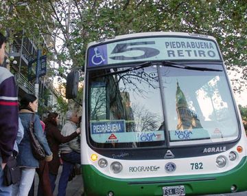 Los pasajes aumentan para los usuarios sin SUBE.