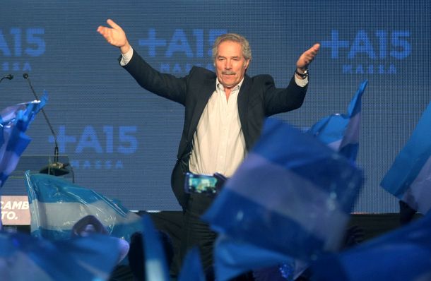 Solá: Que Niembro dé explicaciones o que Macri y Vidal no hablen más de corrupción