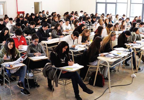 Plantean un sistema universitario no tan rígido para favorecer la retención de estudiantes