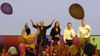 cambiemos ya festeja: el pueblo ha definido que el proximo presidente es macri cambiemos ya festeja: el pueblo ha definido que el proximo presidente es macri