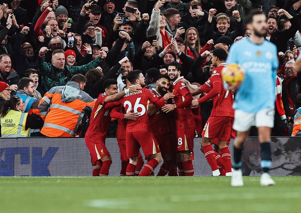 Liverpool ganó 2-0 y profundizó la crisis del Manchester City: el tremendo enojo de Pep Guardiola