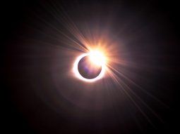 Eclipse de Sol: qué cuidados hay que tener para mirarlo