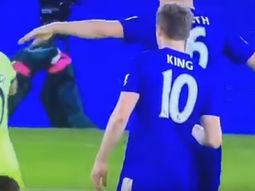 como actor, un gran defensor: mira la ridicula exageracion de otamendi como actor, un gran defensor: mira la ridicula exageracion de otamendi