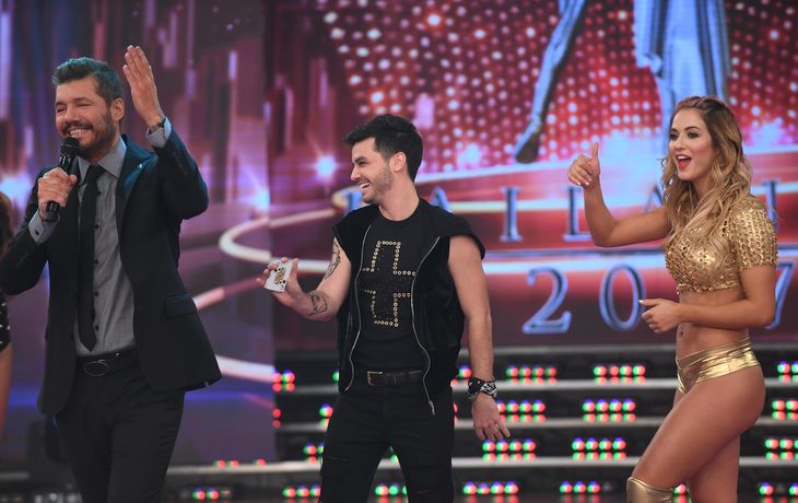 Agustín Casanova y Flor Vigna en el reggaetón romántico