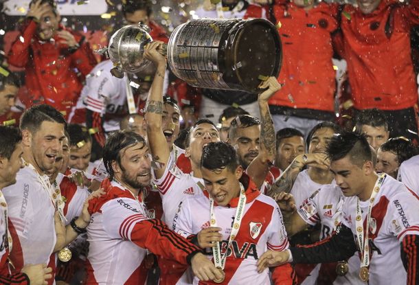 El hit del campeón: Copani y su nueva canción de River