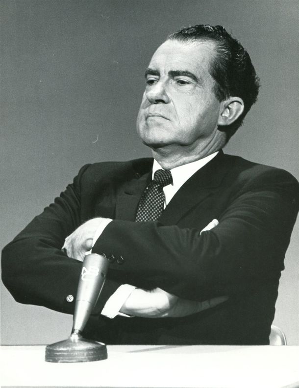 Estados Unidos: Richard Nixon prefirió renunciar a la presidencia antes que enfrentar al Senado