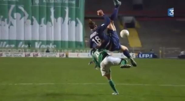 Después del golazo, llegó el papelón de Ibrahimovic