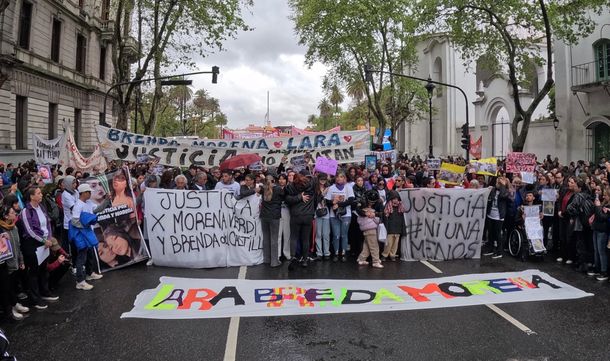 Una multitud marchó a Congreso para pedir justicia por el triple femicidio de Florencio Varela