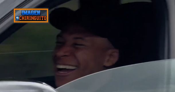 A pura risa: Kylian Mbappé, en el centro de las críticas por su actitud a la salida del entrenamiento