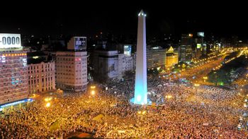 hubo marchas en el obelisco y la plaza de mayo hubo marchas en el obelisco y la plaza de mayo