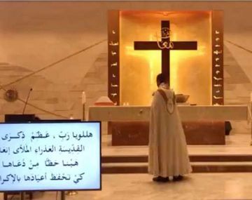 La misa se&nbsp;vio interrumpida por la potente explosi&oacute;n en Beirut