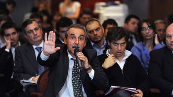 guillermo moreno y axel kicillof asisten a una reunion en clarin