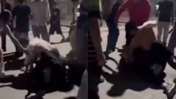 brutal golpiza a un joven al salir de un boliche en salta: ¡matalo, mandalo al hospital! brutal golpiza a un joven al salir de un boliche en salta: ¡matalo, mandalo al hospital!
