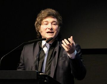 Milei trató de boludo a Kicillof durante un congreso libertario en La Plata