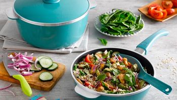 Los supermercados que están liquidando ollas y sartenes a muy buenos precios. Los supermercados que están liquidando ollas y sartenes a muy buenos precios.