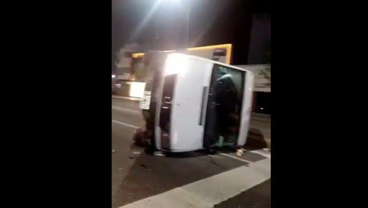 Choque y vuelco en Mar del Plata