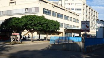 insolito: medico debia operar el pene a un nino pero le opero la boca