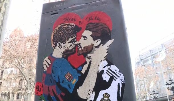 El beso entre Gerard Piqué y Sergio Ramos a horas del clásico entre Barcelona y Real Madrid