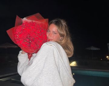 Las fotos que comprueban el compromiso entre Tini Stoessel y Rodrigo de Paul