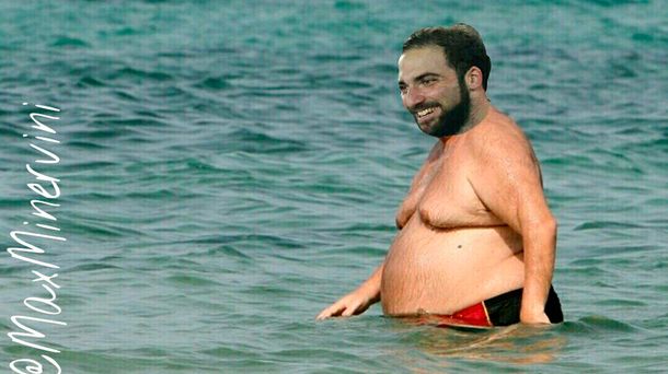 No le perdonan una: mirá los memes por el estado físico de Higuaín