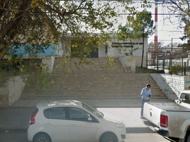 Neuquén: denunciaron a profesor de educación física por acosar a una alumna de séptimo grado